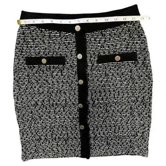 White House Black Market Iconic Sweater Skirt Size Petite Small - Picture 6 of 9